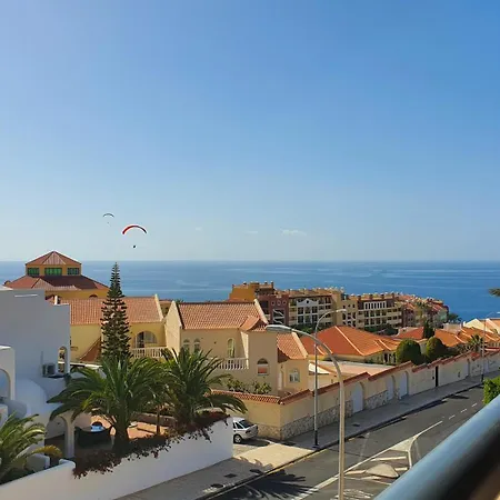 Sea&sun Paradise, Heated Pool, 2br, Parking Апартаменты *