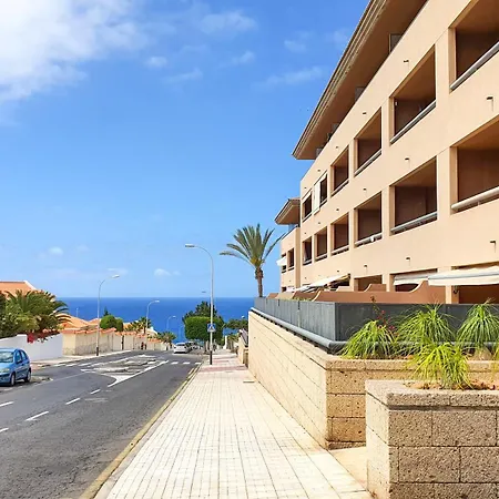 Azure Paraiso, 2br, Ocean View, Heated Pool, Parking