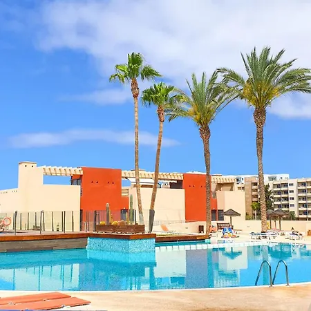 Апартаменты Sea&sun Paradise, Heated Pool, 2br, Parking Плайя-Параисо