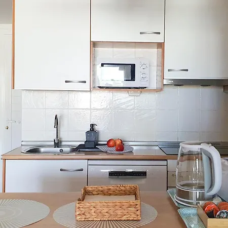 Sea&sun Paradise, Heated Pool, 2br, Parking Апартаменты *