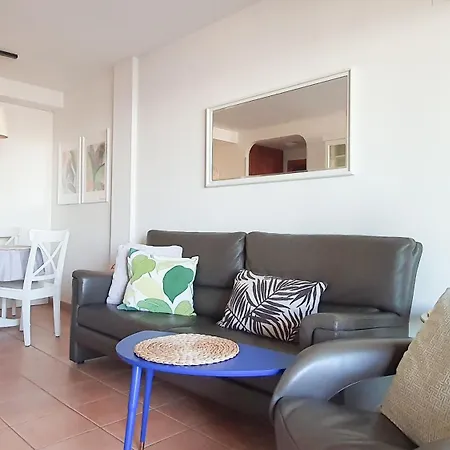 Apartment Azure Paraiso, 2br, Ocean View, Heated Pool, Parking *