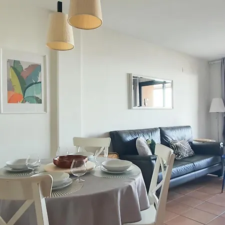Azure Paraiso, 2Br, Ocean View, Heated Pool, Parking