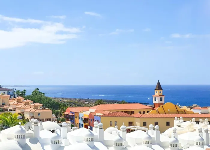 Sea&sun Paradise, Heated Pool, 2br, Parking
