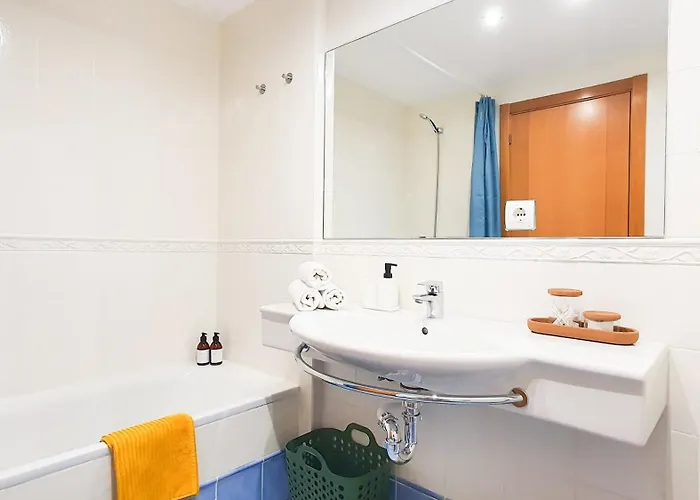 Apartamento Sea&sun Paradise, Heated Pool, 2br, Parking *