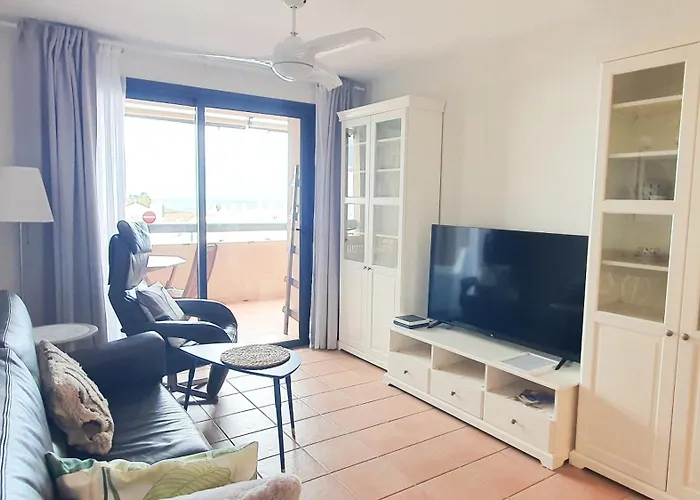 Apartamento Sea&sun Paradise, Heated Pool, 2br, Parking